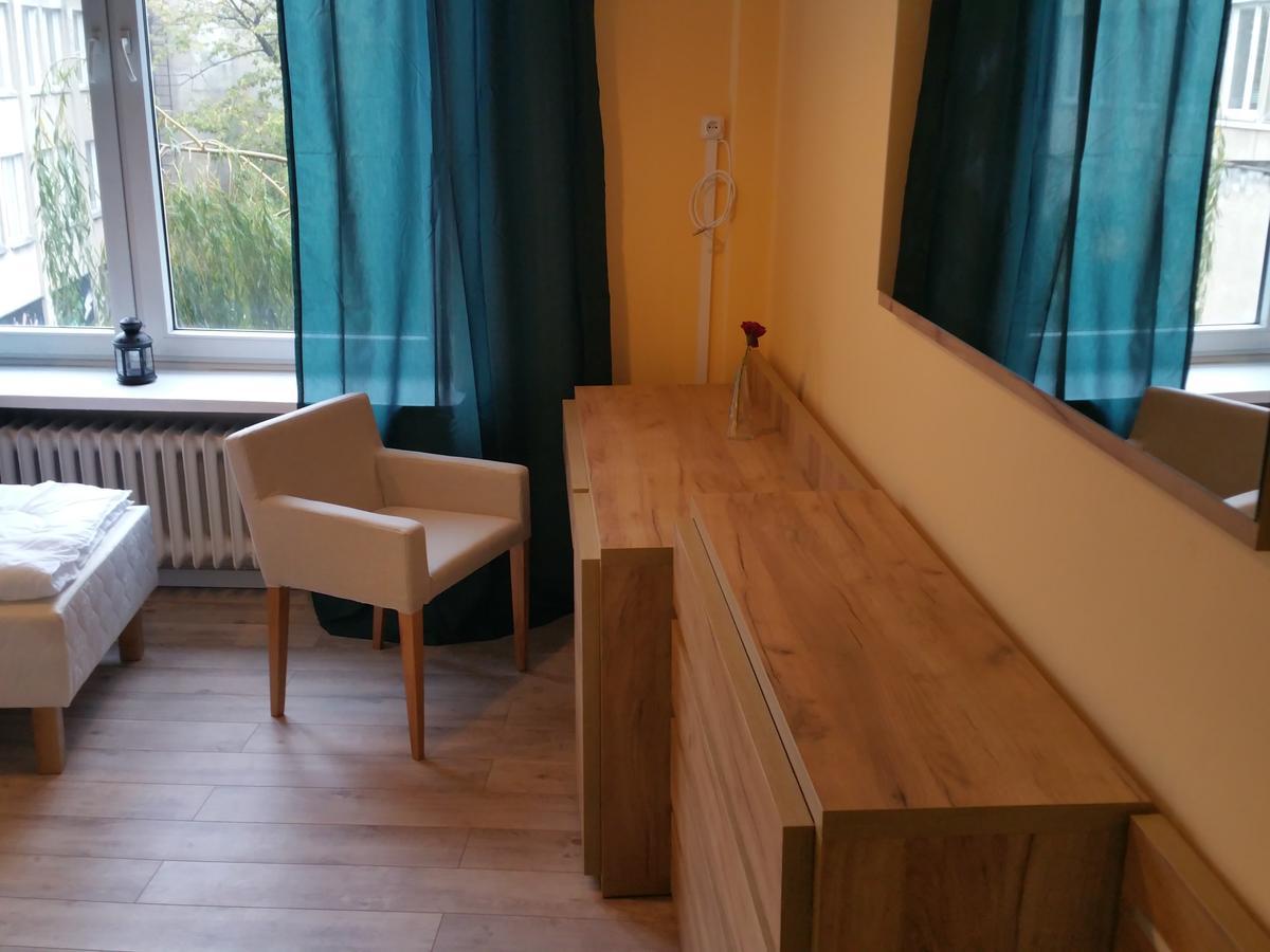 Kaktus Guest House 2 Varsó Kültér fotó